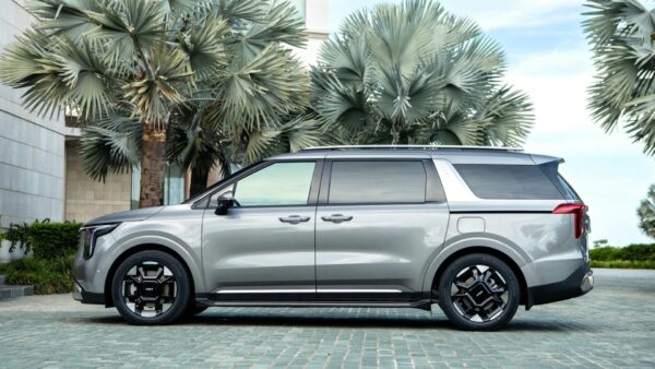 KIA Carnival 2025