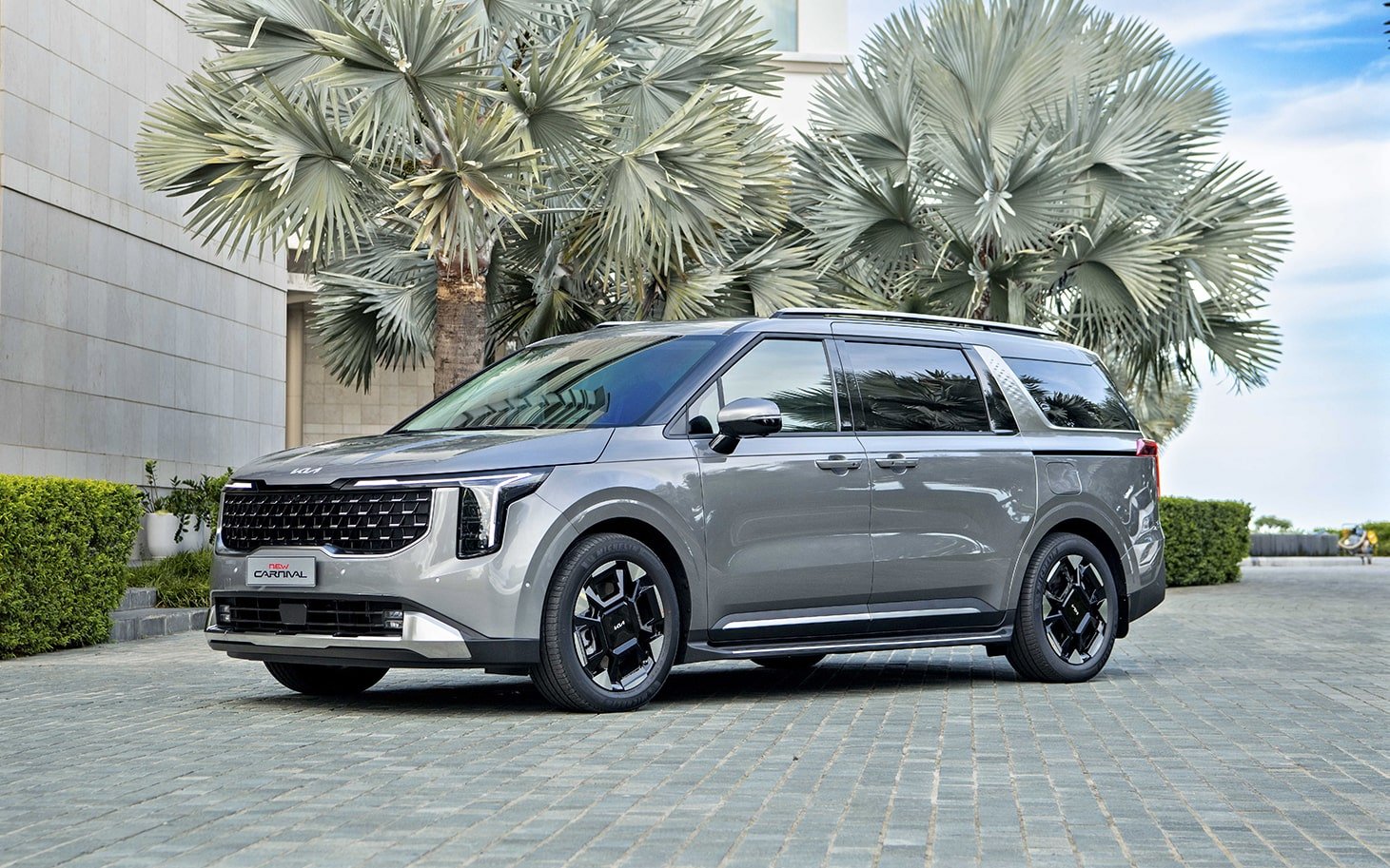 KIA New Carnival phiên bản hoàn toàn mới